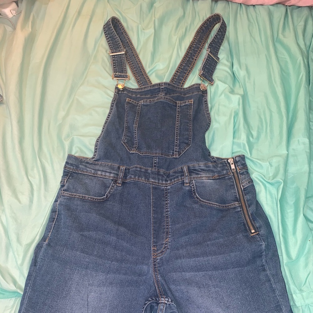 Denim overalls (skinny jeans)
